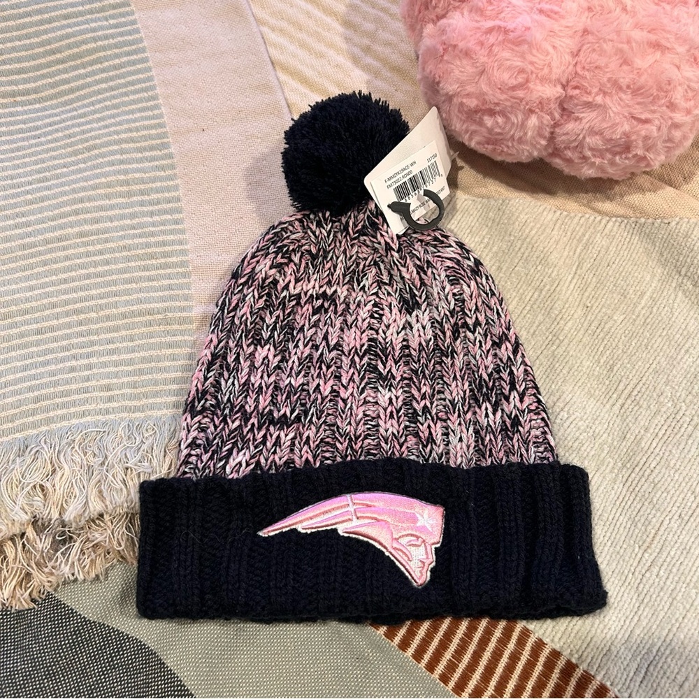 New England Patriots Womens Team Apparel Winter Cuff Ribbed Pom Beanie